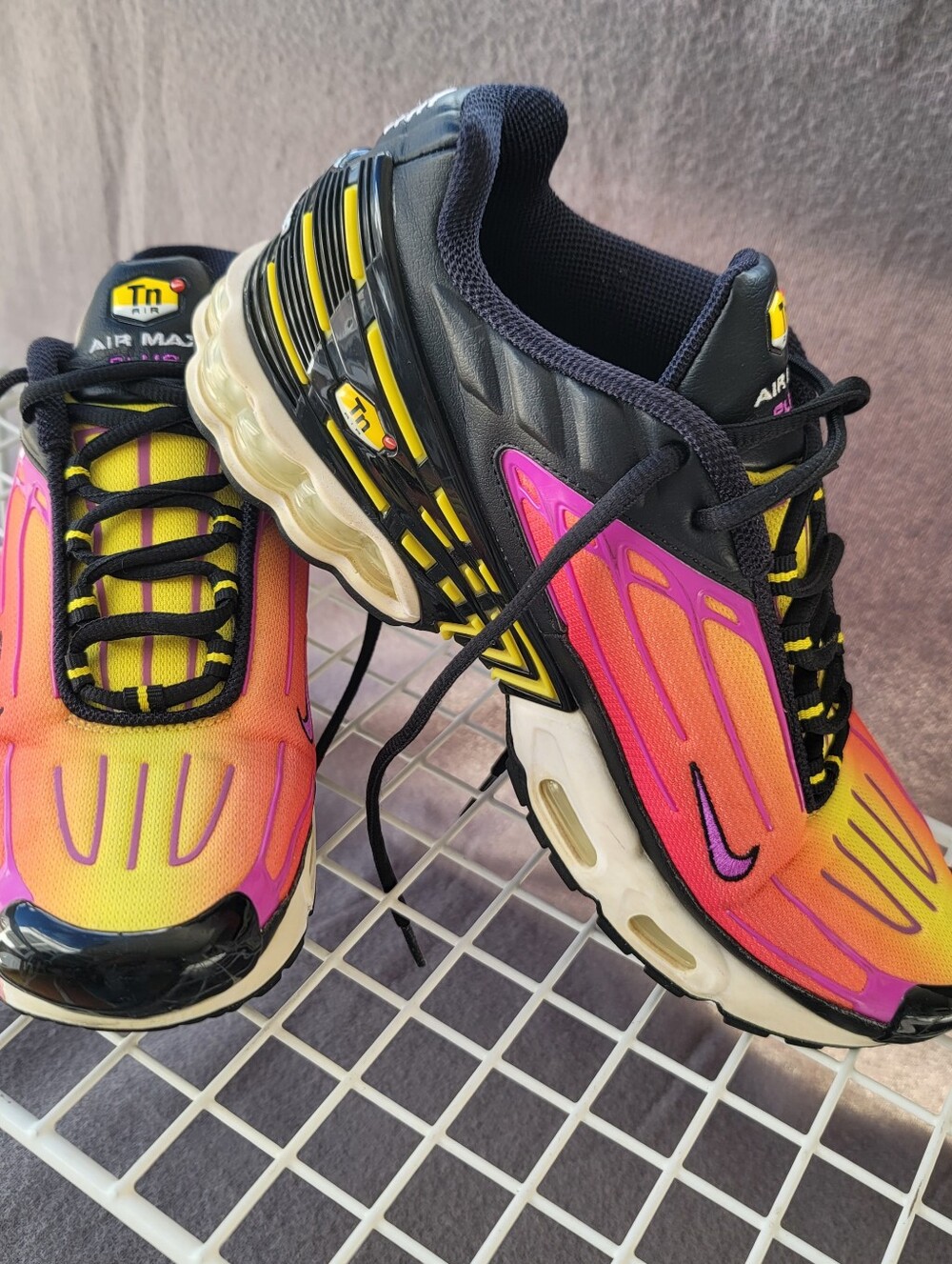 Nike Air Max Plus 3 III Hyper Violet Black Dynamic Yellow CJ9684-003 Men's S 8.5